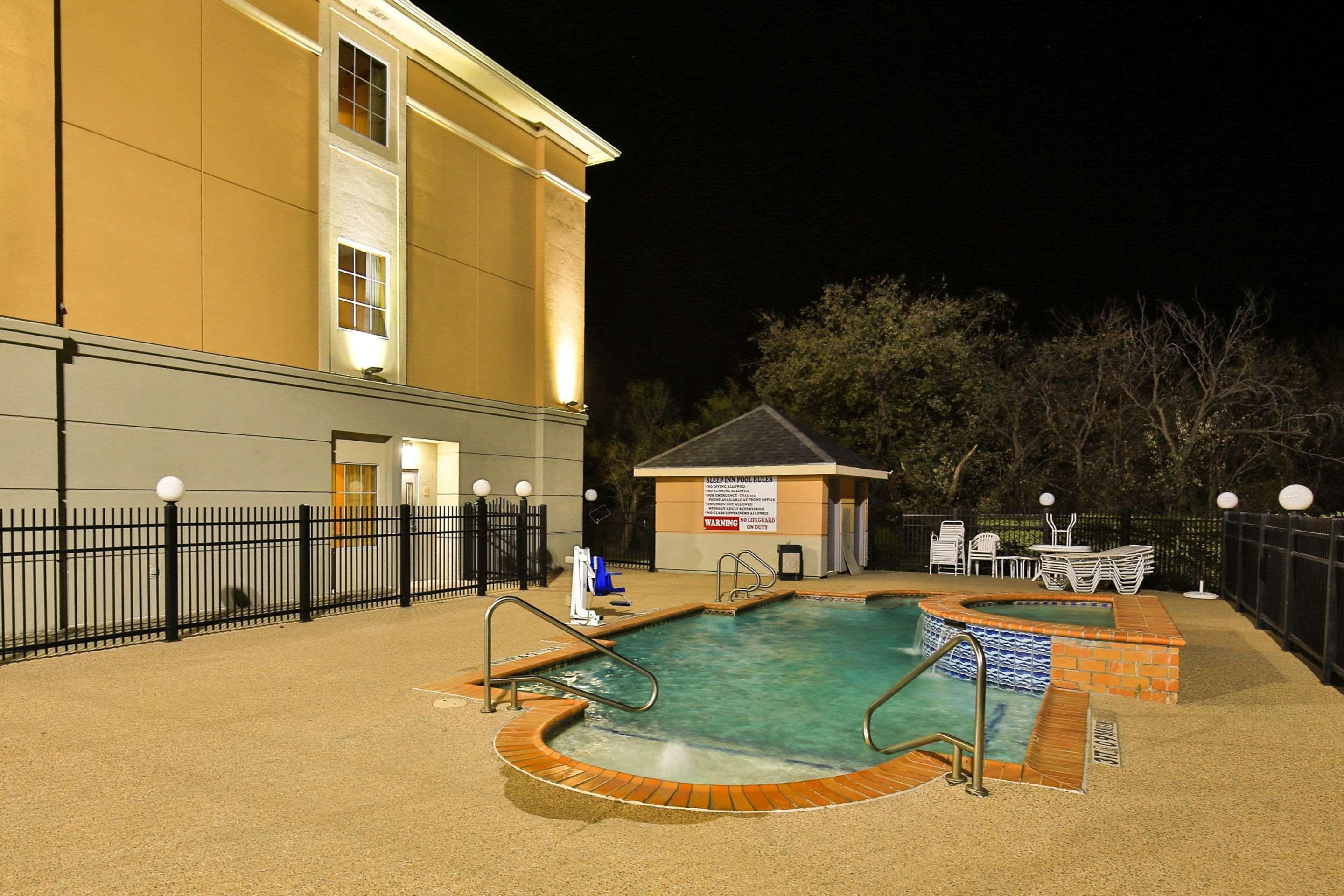 אבילן Sleep Inn & Suites University מראה חיצוני תמונה