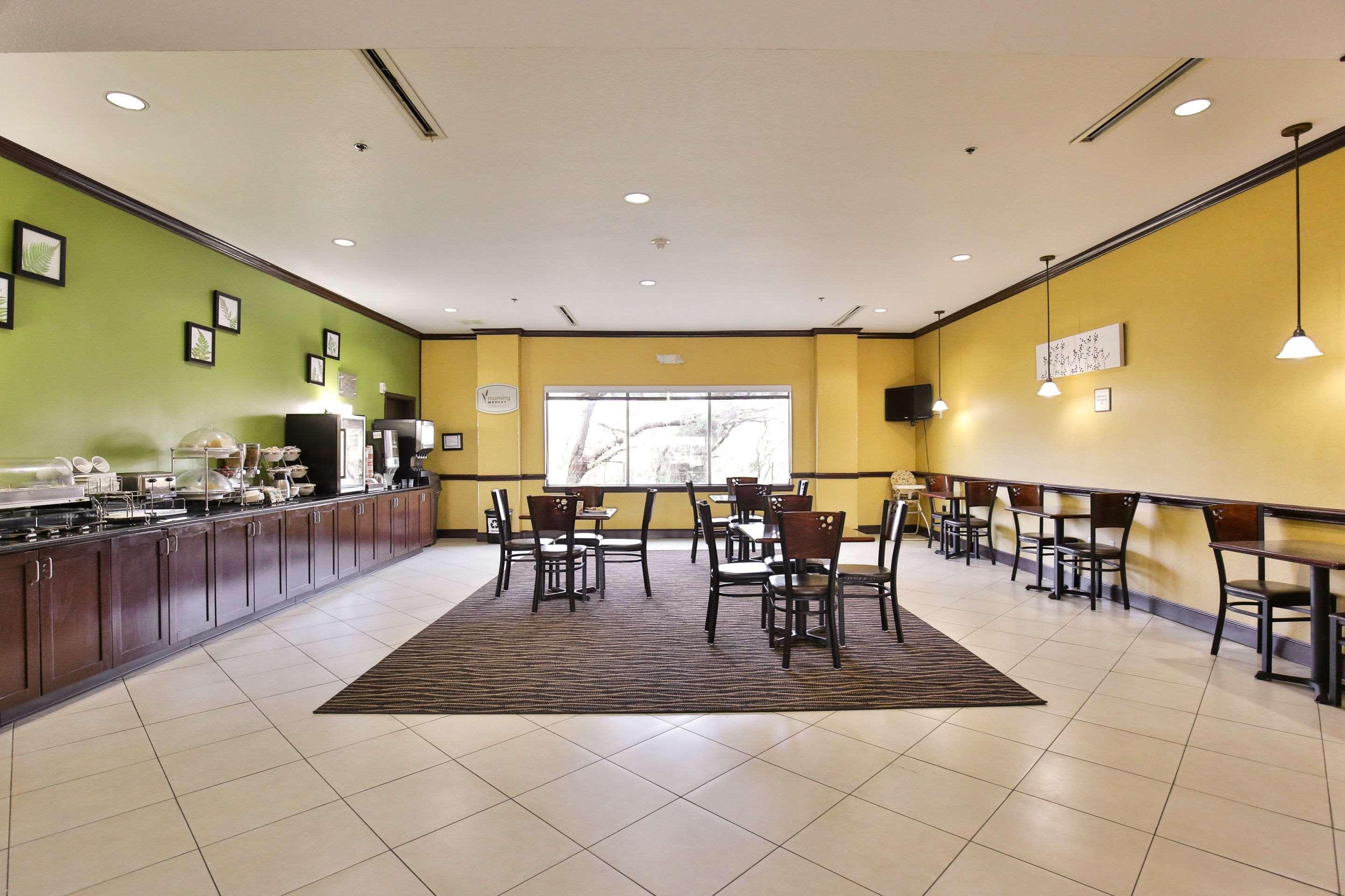 אבילן Sleep Inn & Suites University מראה חיצוני תמונה